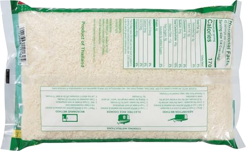 Iberia Jasmine Rice cooking on stove demonstrates easy 15–20 minute prep.