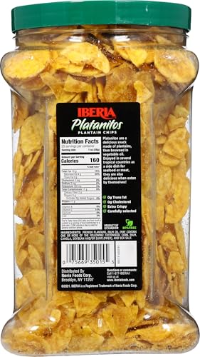 Iberia Saladito Plantain Chips sea salt glint, ideal for pairing with dips.