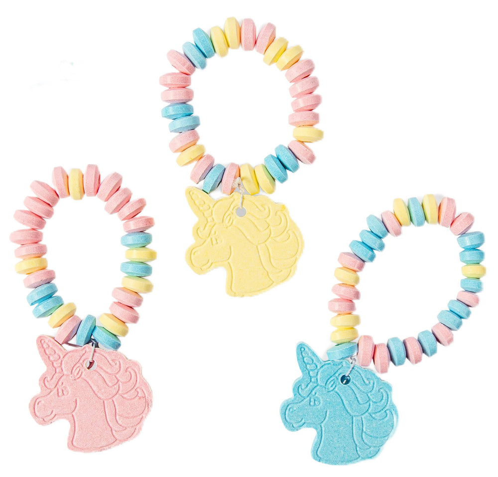 Imagine Splash Unicorn Candy Bracelet close-up with rainbow colors for party favors.