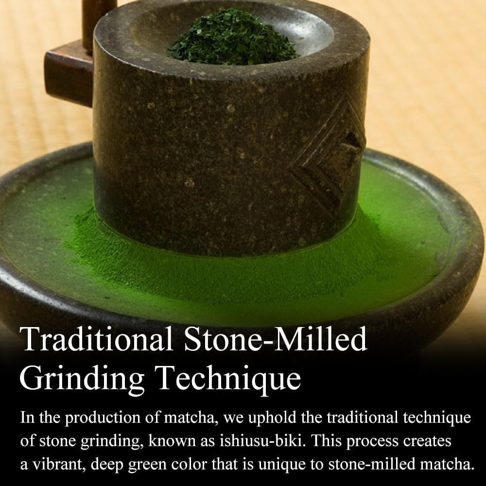 Itohkyuemon measuring spoon ensuring precise matcha portions for consistent flavor.