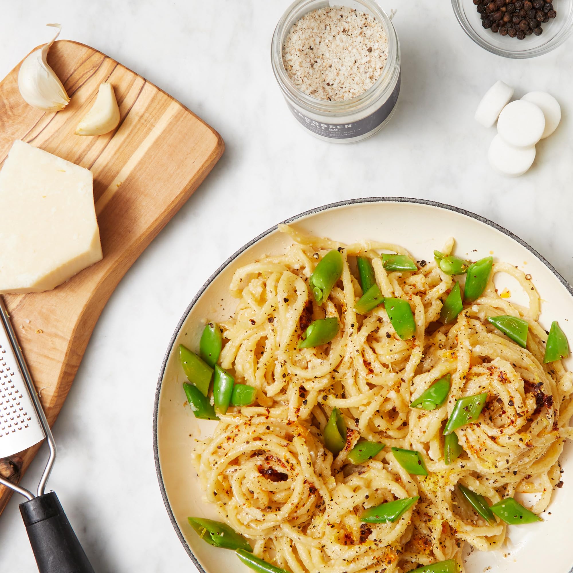 Kosher, non-iodized salt with pepper infusion enhances everyday meals gently.