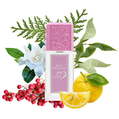 Jessica McClintock Love EDP spray mist demonstrates even dispersion for daily wear
