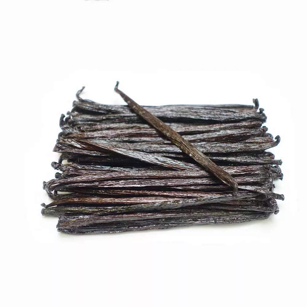 JL Gourmet Imports vanilla pods – cured aromatics enhancing desserts.