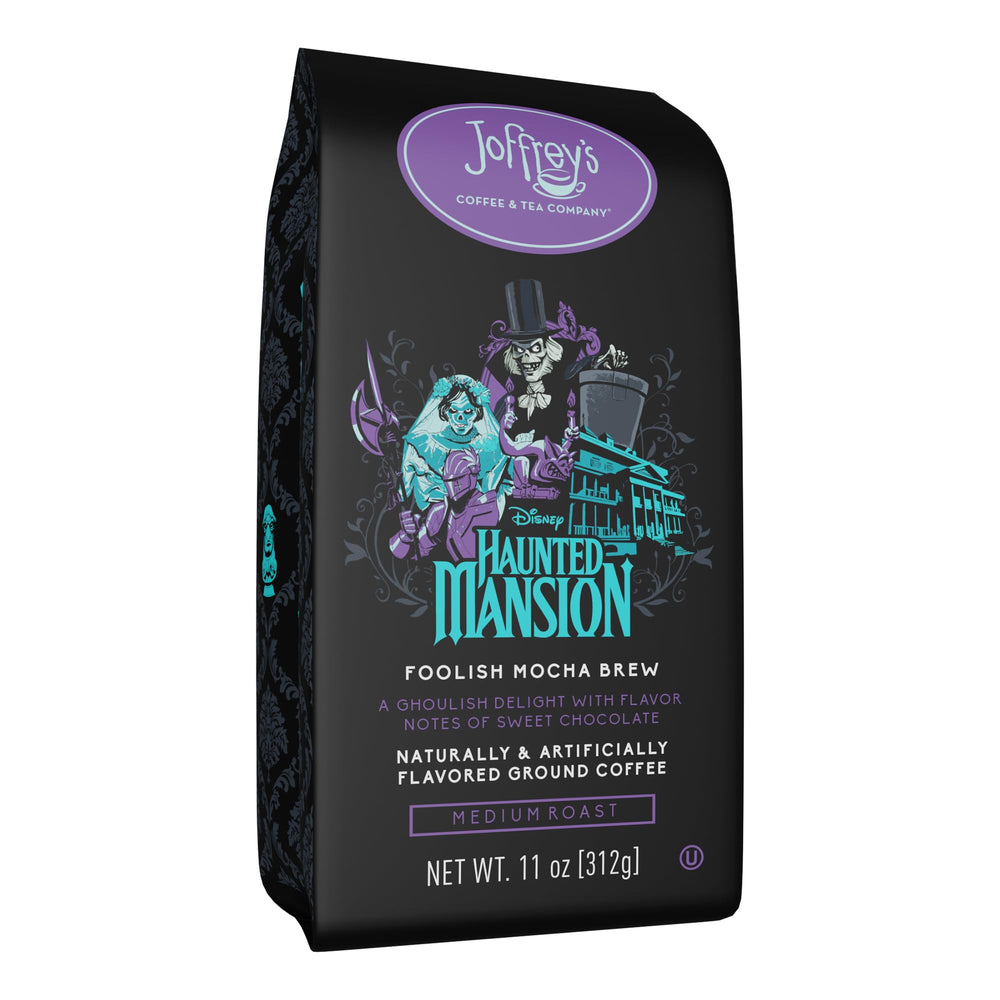 Joffrey's Haunted Mansion Foolish Mocha Brew pour reveals rich chocolate aroma for a cozy morning.