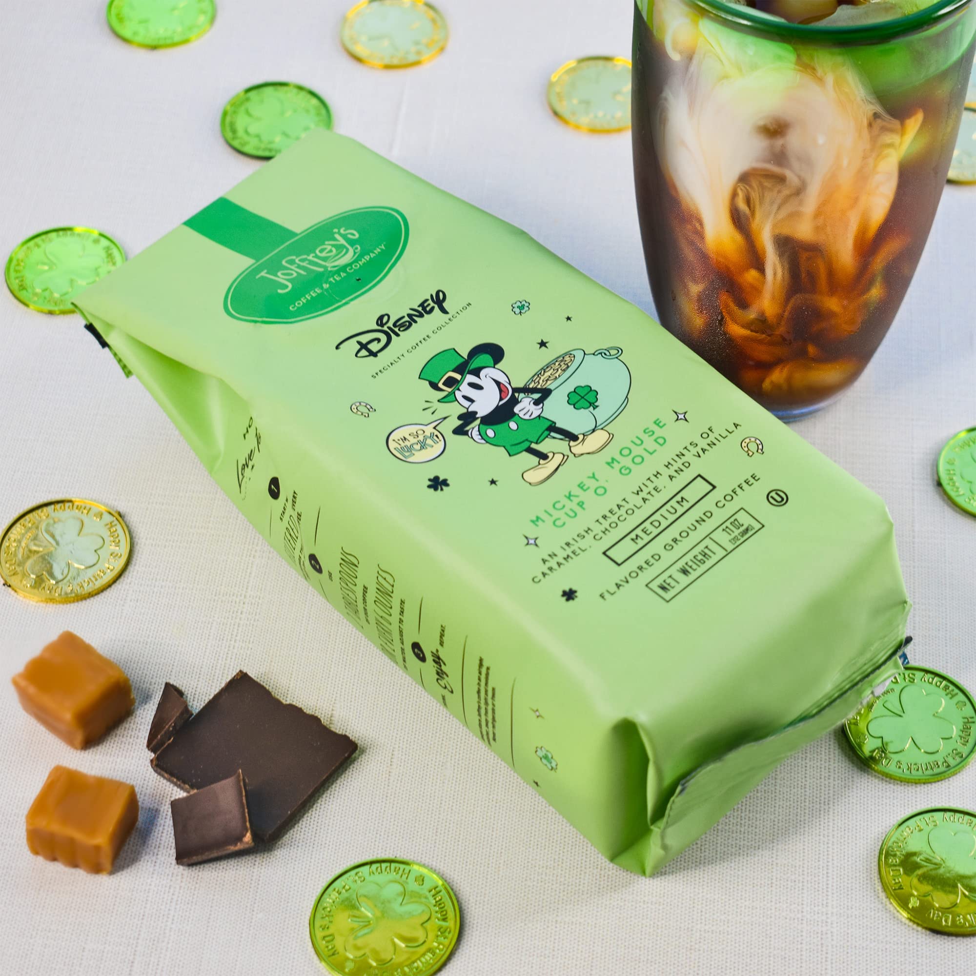 Joffrey's Mickey Mouse Cup O' Gold aroma steam captures vanilla notes for wake-up moments