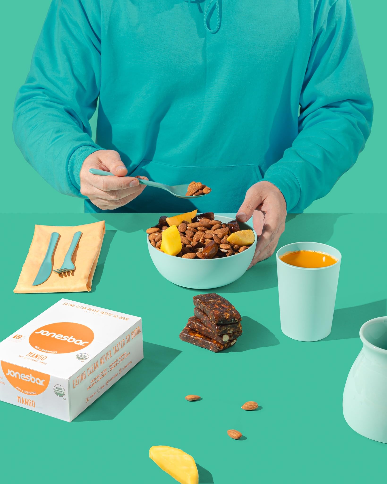 Jonesbar On-the-go snack perfect for school lunches and workouts.