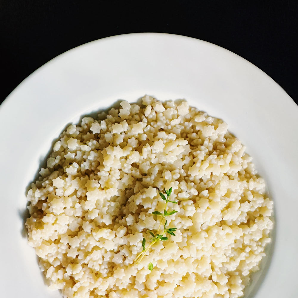 Jovial organic-brown-rice-ingredient close-up highlights gluten-free base
