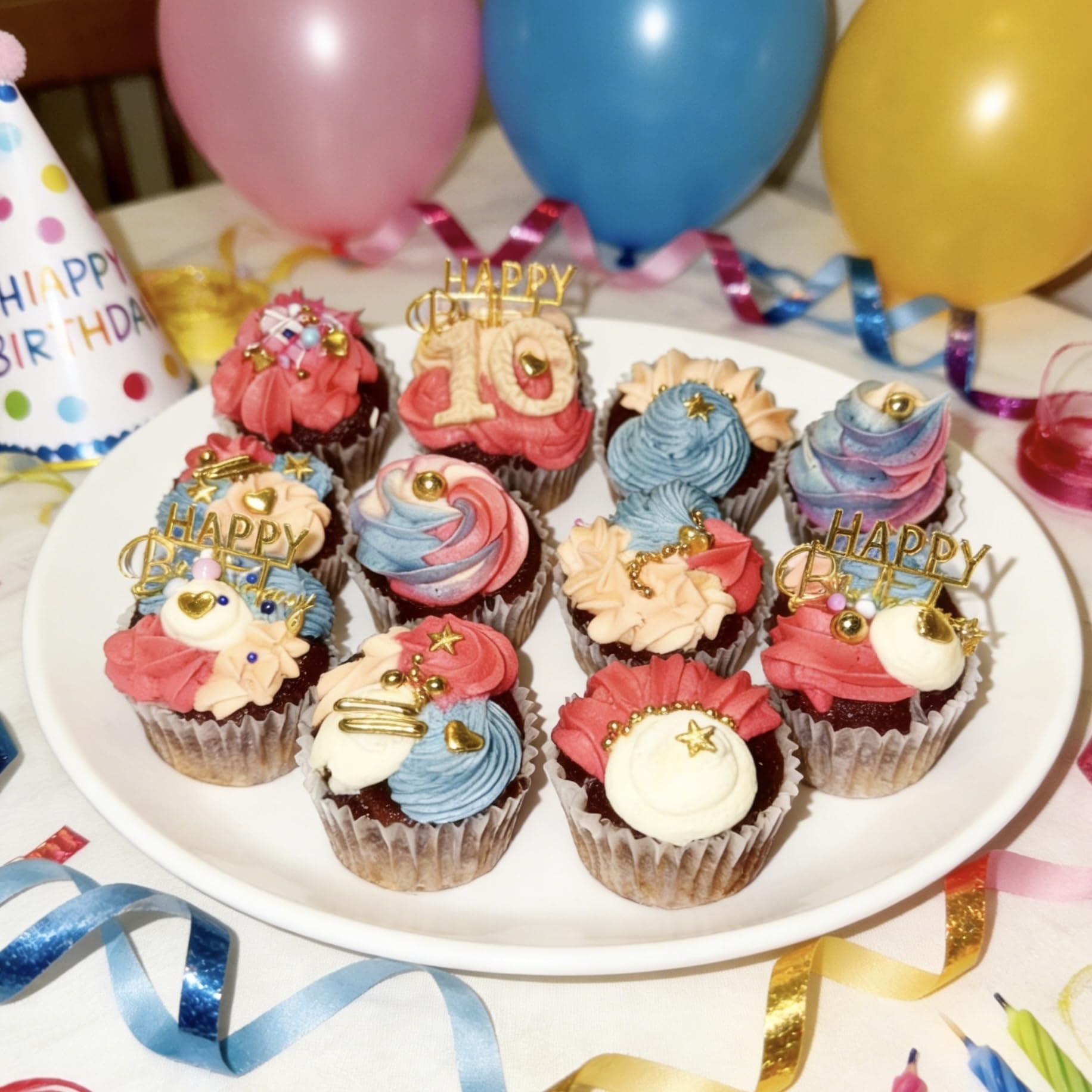 Joyvitas Gold Pearl Star Rods Sprinkles perk up party desserts with luxe sparkle.