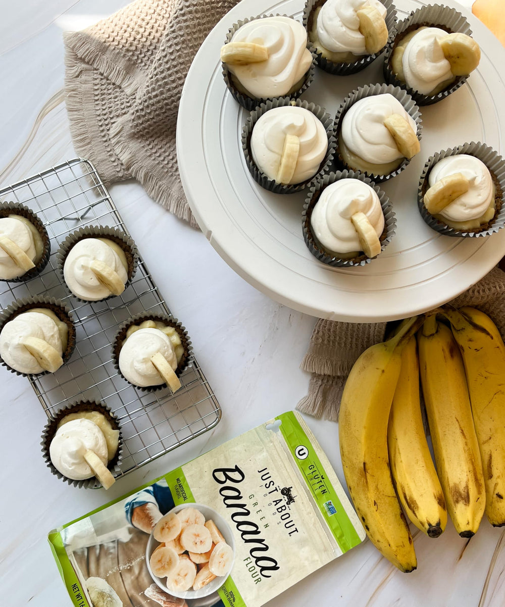 Just About banana flour resealable pouch promotes freshness.