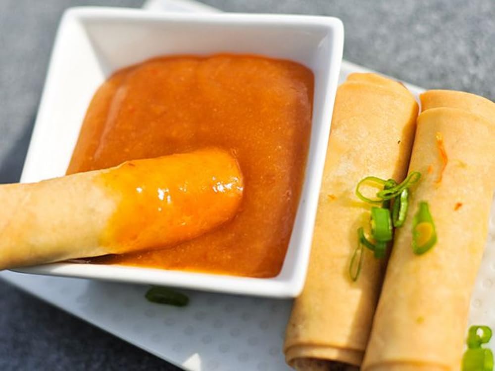 Serving-ready Kari-Out Duck Sauce 8g packet ready for dine-in or takeout.