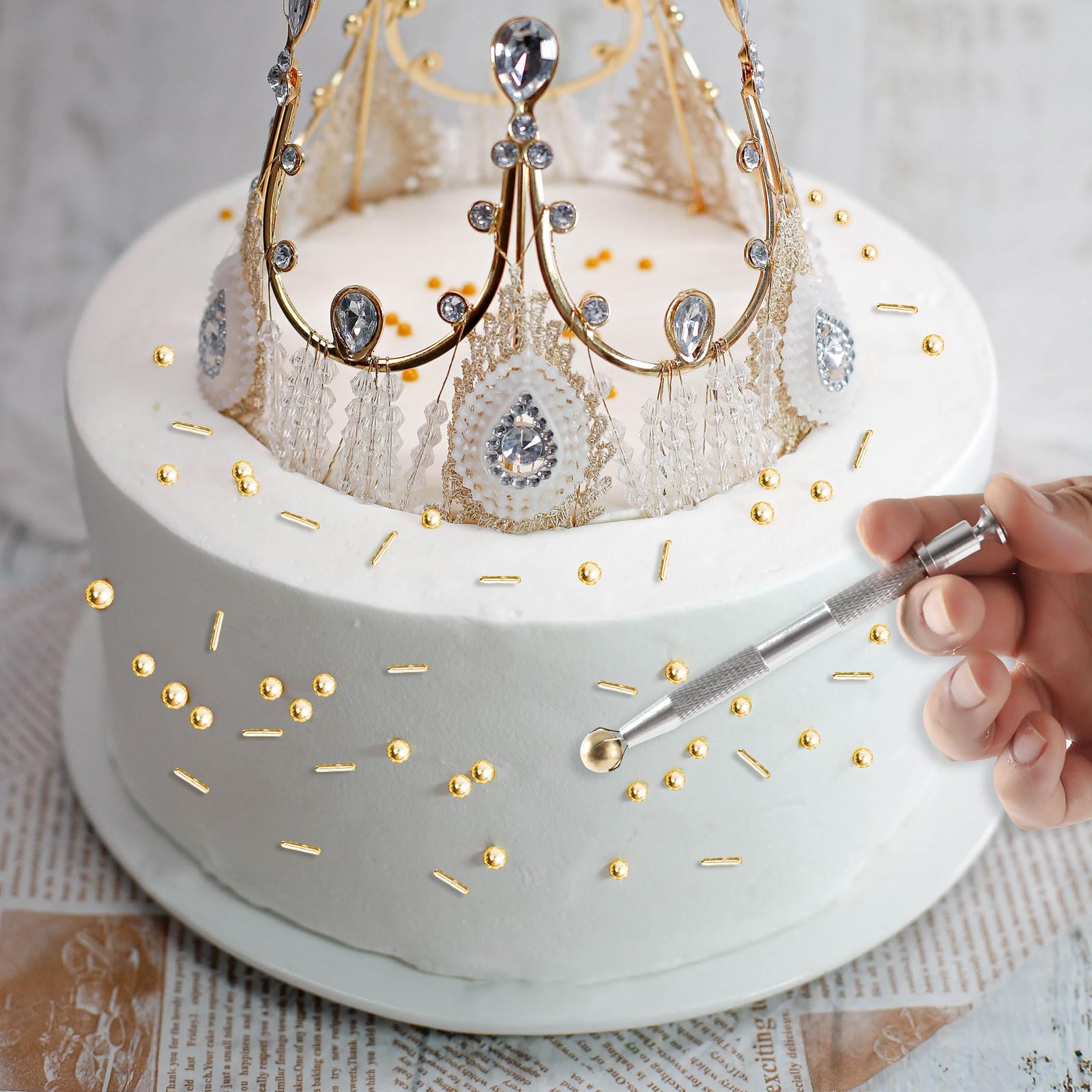 Kasvan gold pearls in mixed sizes add depth to treats.