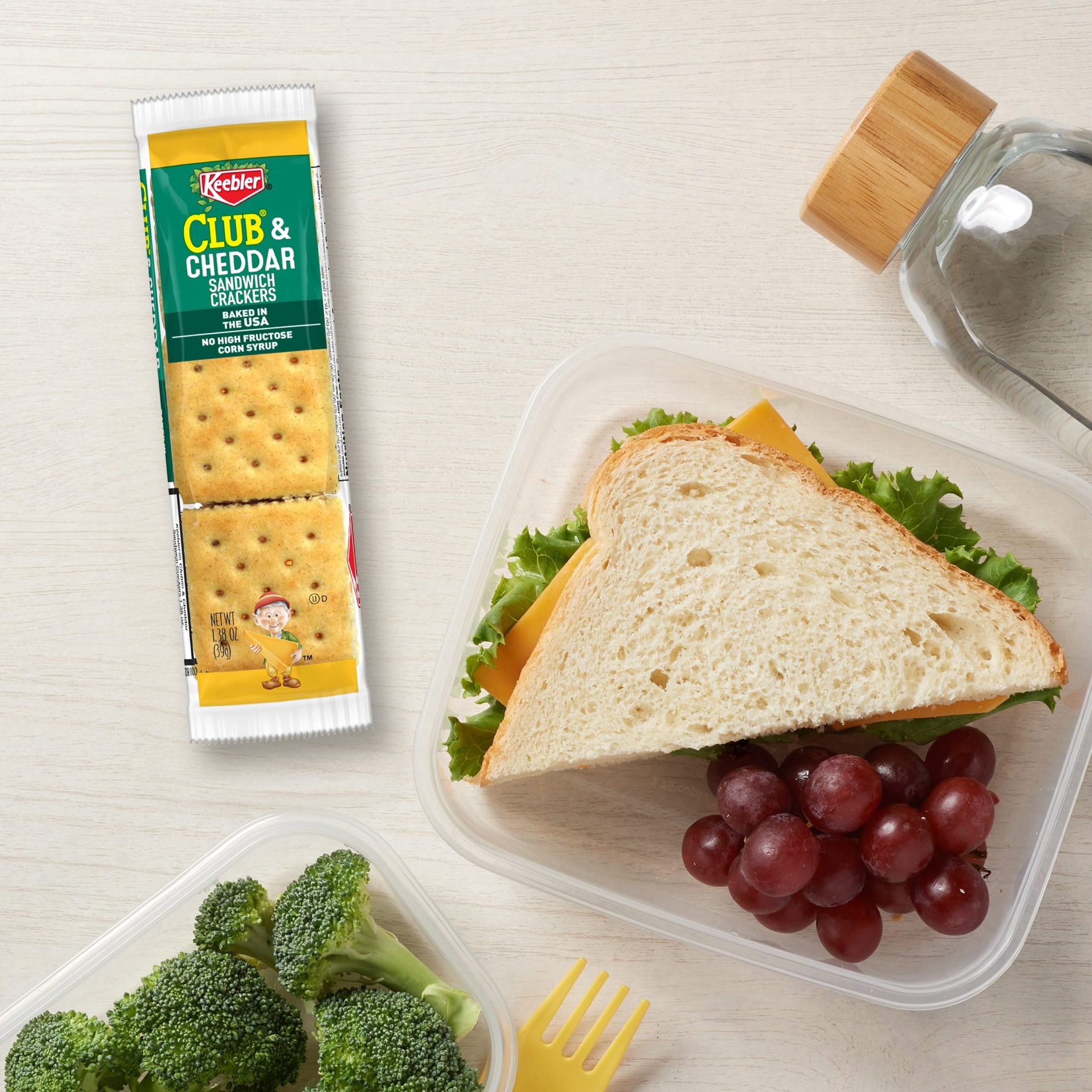 Keebler sandwich crackers keep freshness sealed and flavors bold.