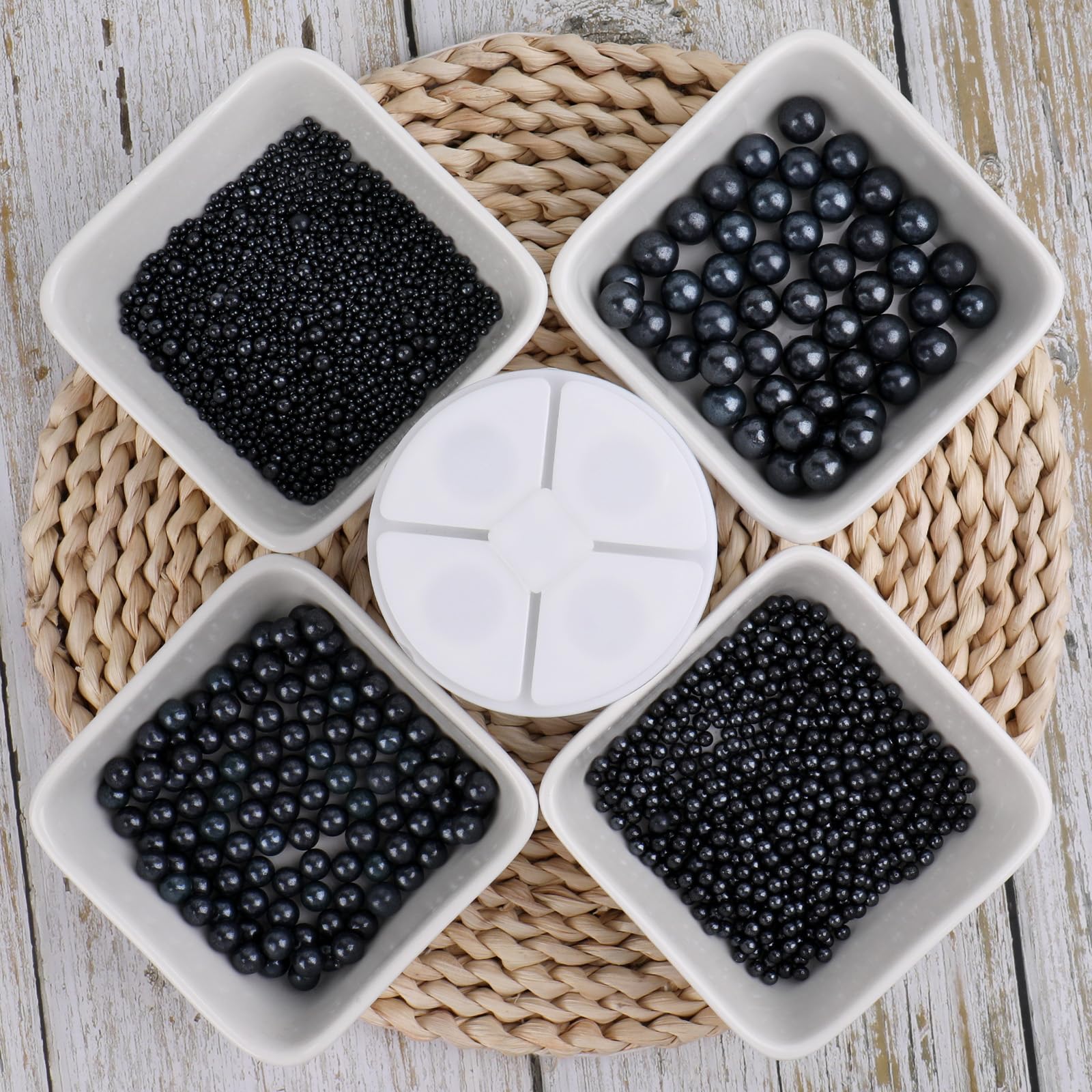 Kercky Black Pearl sprinkles on cookies for elegant detail