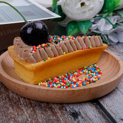 Kercky Rainbow jimmies sprinkles brighten treats with even color coverage.