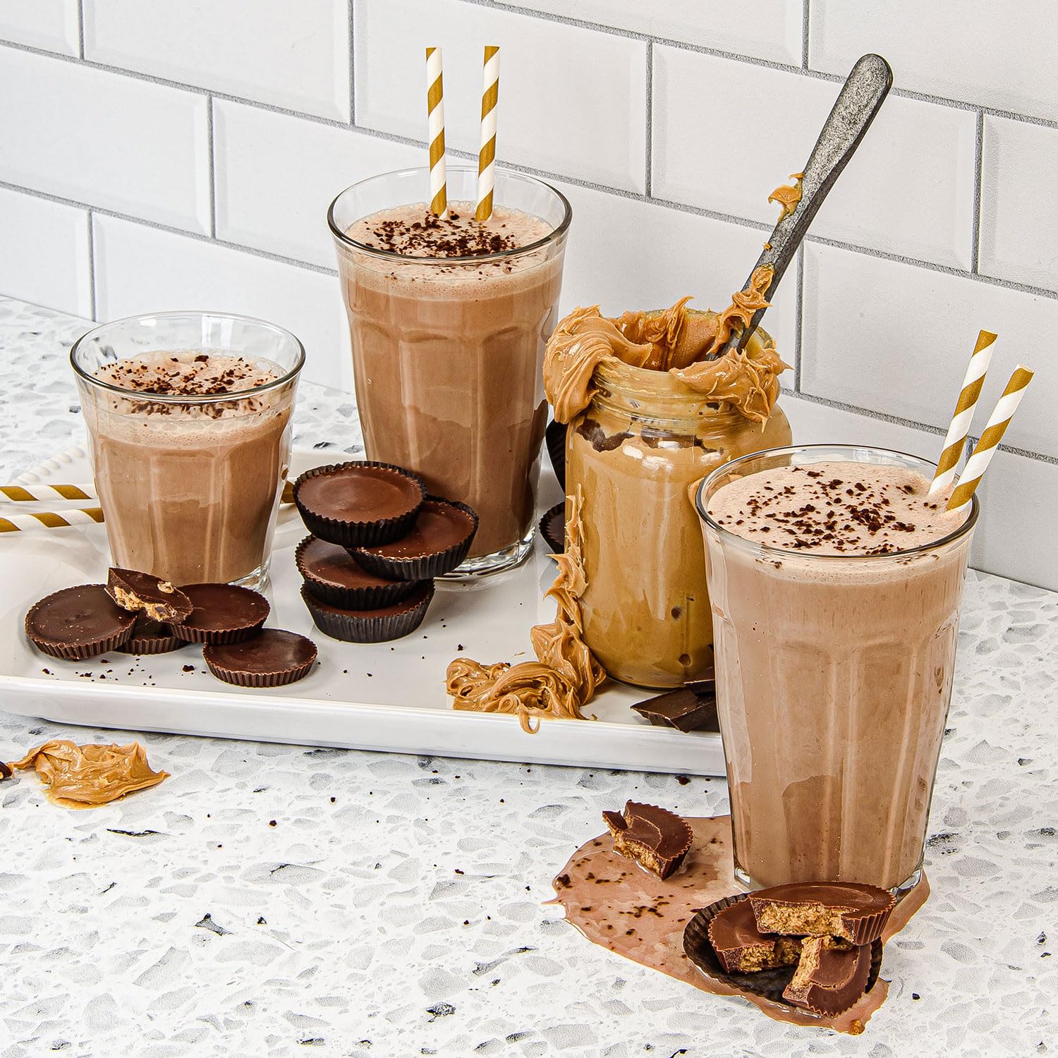 Keto Chow Chocolate Peanut Butter electrolyte pack included for balanced keto nutrition.