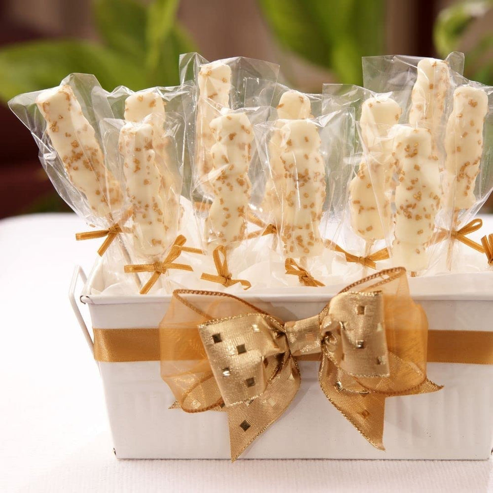 Dramatic glossy coating closeup on desserts using Merckens wafers