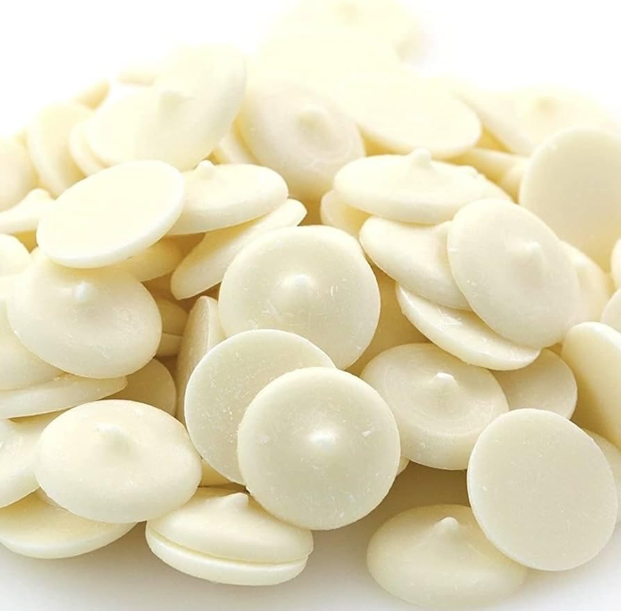KIDU wafers add creamy sweetness to desserts and baked treats with even melting.