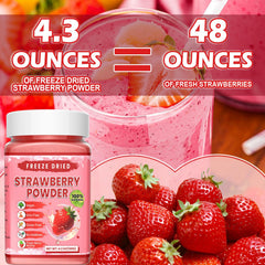Kiigfood strawberry powder added to a smoothie for berry flavor