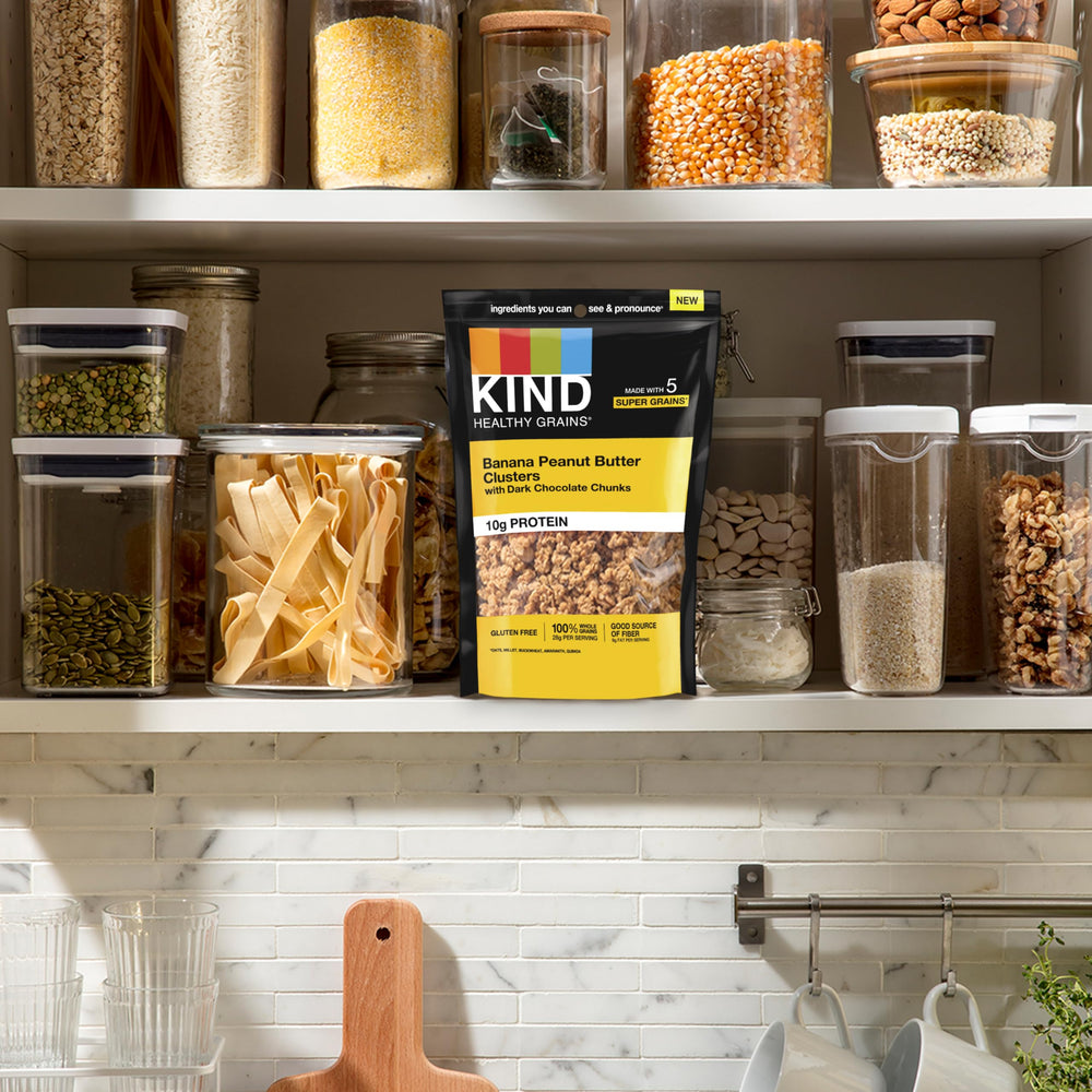 Bowl of KIND Healthy Grains snack mix for convenient between-meal bites.