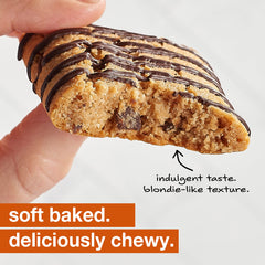 KIND Soft Baked Squares gluten-free label on packaging, dietary-friendly option.