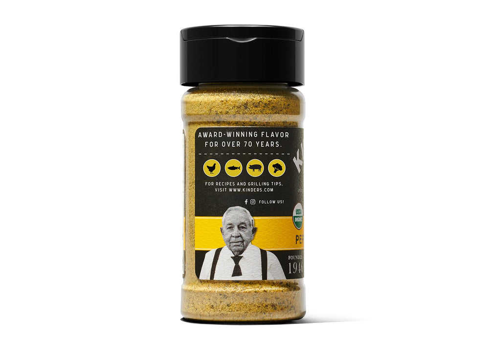 Close-up of lemon zest and pepper in the blend aroma.