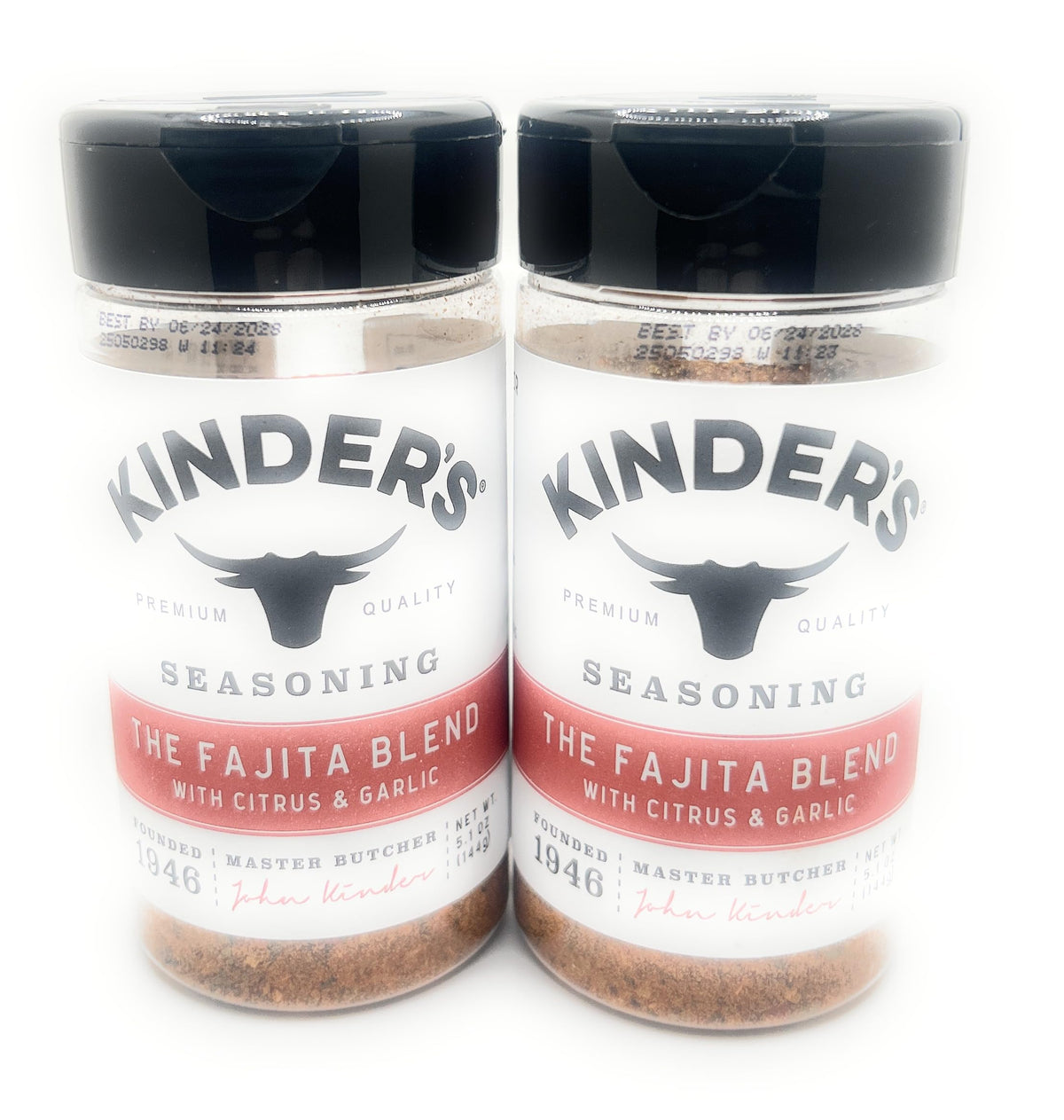 Kinder's Fajita Blend seasoning bottle close-up highlighting bold flavor for fajitas and veggies.