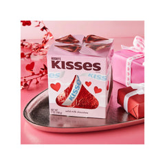 Hershey's Giant Kiss gift-ready packaging enhances any special occasion.