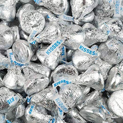 Tundras sealed bulk bag of KISSES for events.