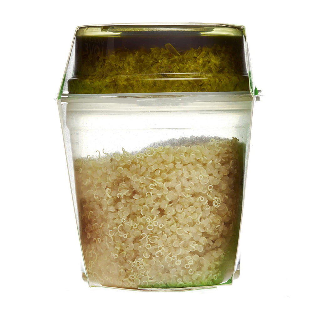 Kitchen & Love nutritious quinoa bowl; protein-rich base for balanced meals.
