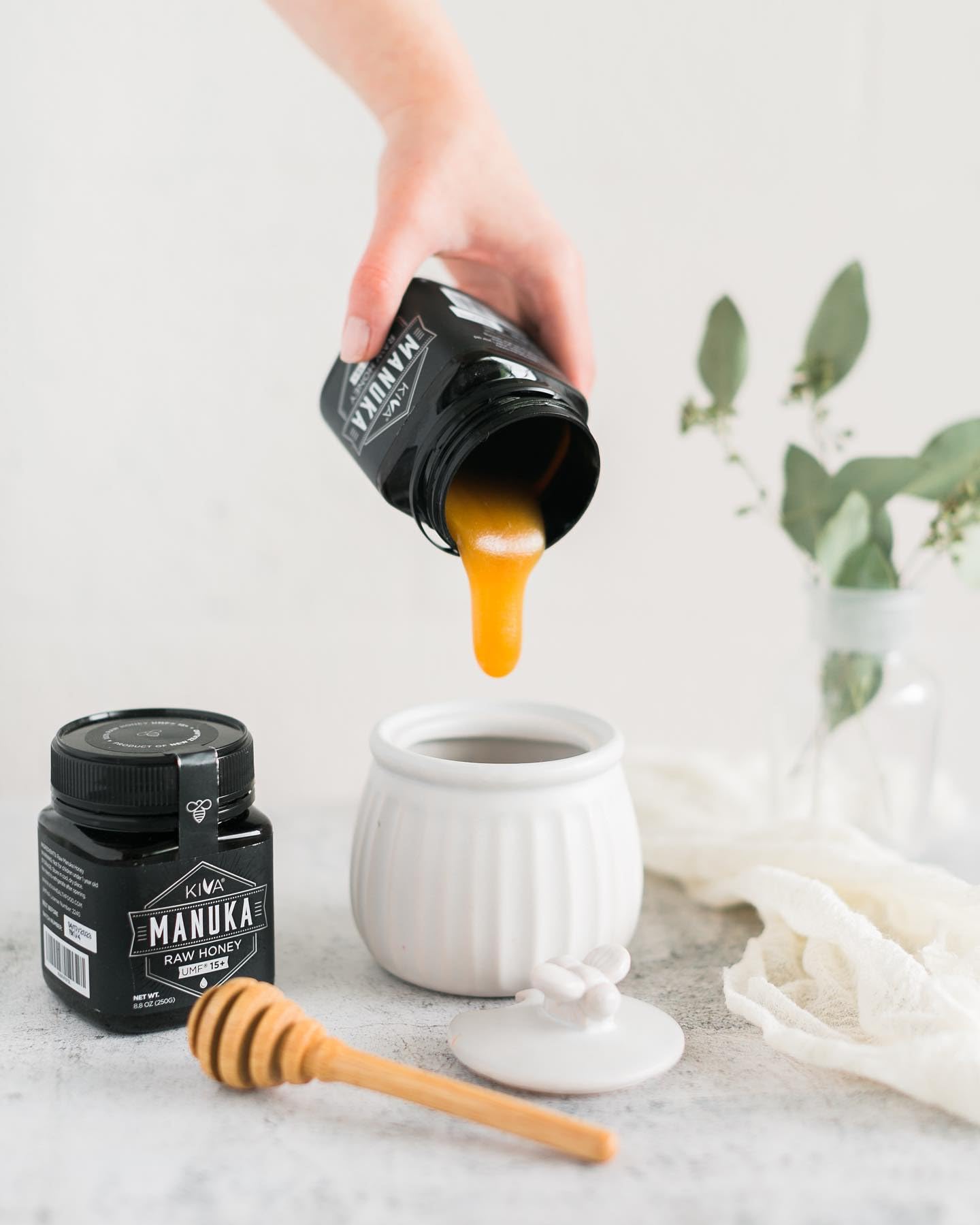 Ideal for spooning, smoothies, and skincare routines with Kiva Manuka Honey.