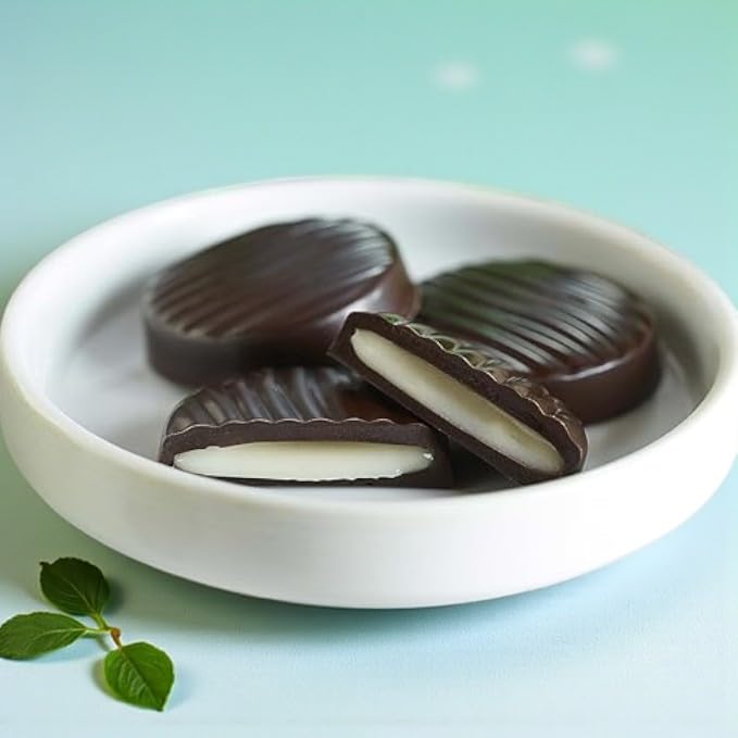 KLUB BULK Gourmet Mint Patties bulk-pack demonstrates value for party favors and gift-giving.
