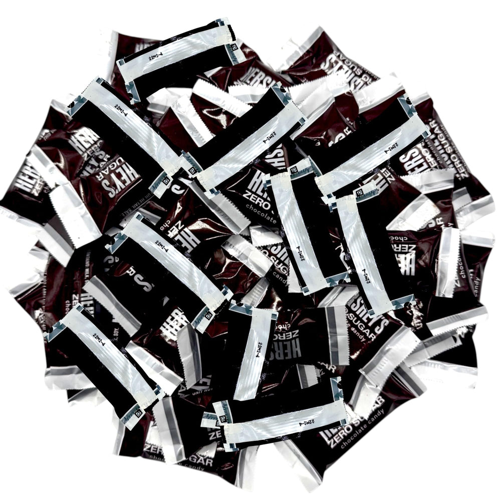 KLUB BULK mini sugar-free chocolate bars stacked for quick, on-the-go indulgence.