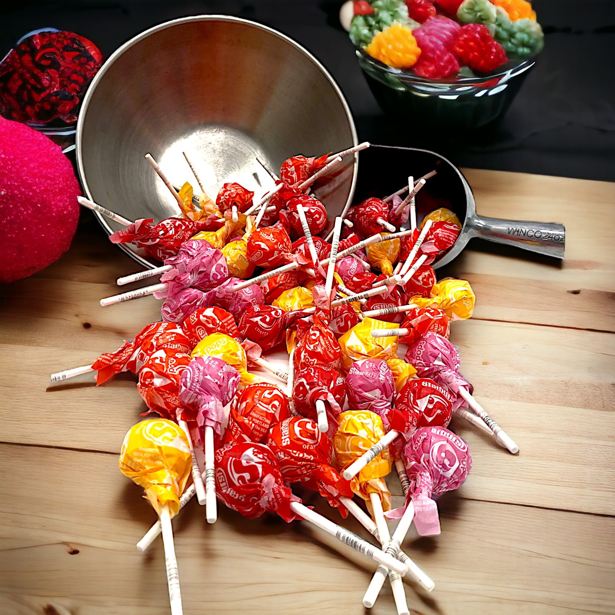 KLUB BULK Str Burst Lollipops bulk pack, perfect for parties and events.