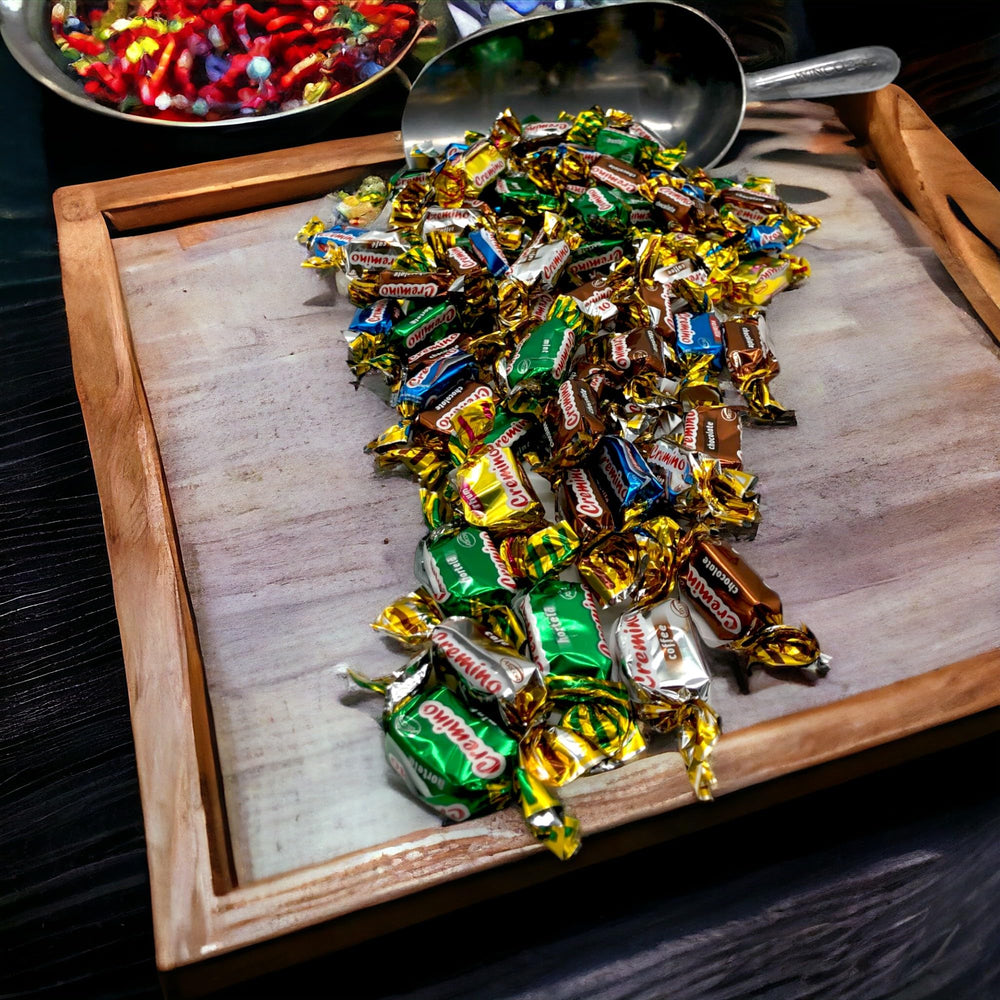 KLUB BULK Toffee Chews Mint flavor—refreshing finish for after meals.