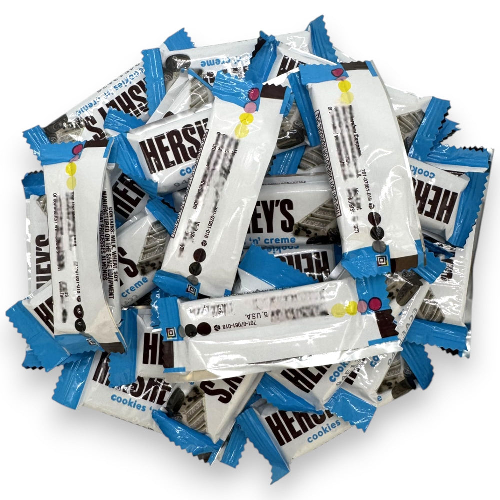 KLUB BULK Cookies & Cream mini bars in packaging, ideal for gifting and sharing.