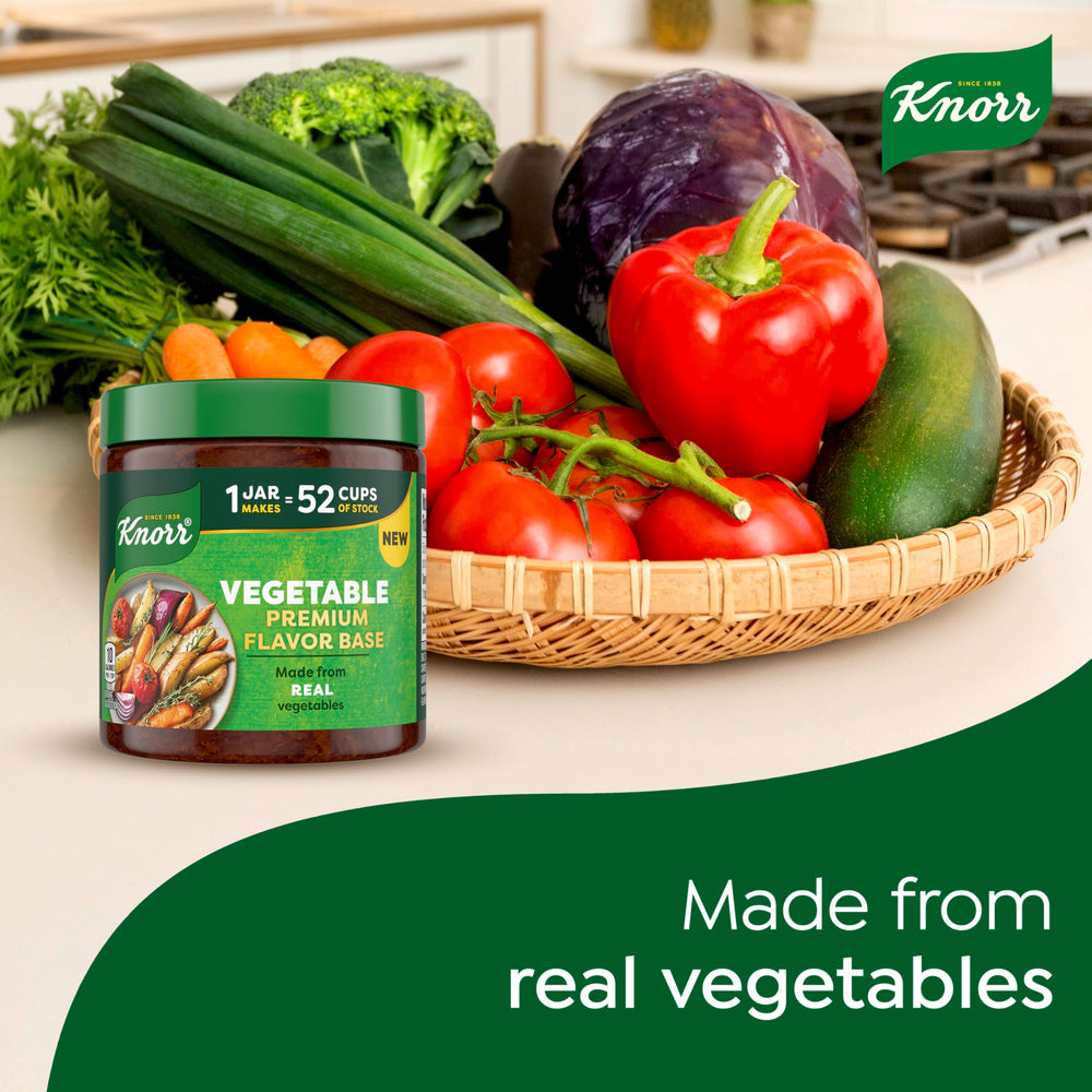Knorr Vegetable Flavor Base enriches pasta sauces with vegetarian umami.