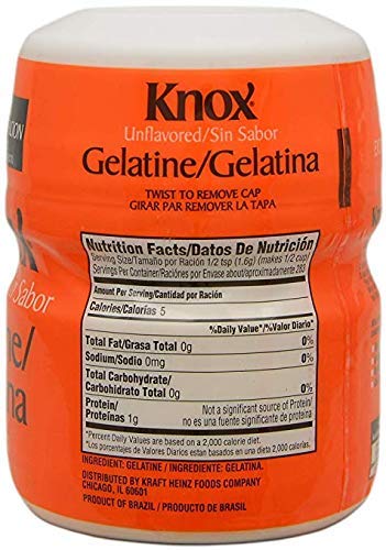 Knox gelatin powder close-up highlighting neutral thickening texture.