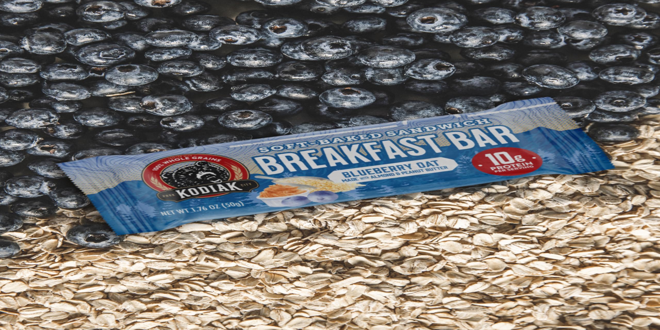 Kodiak Cakes blueberry oat filling highlighted in a tasty morning bar.