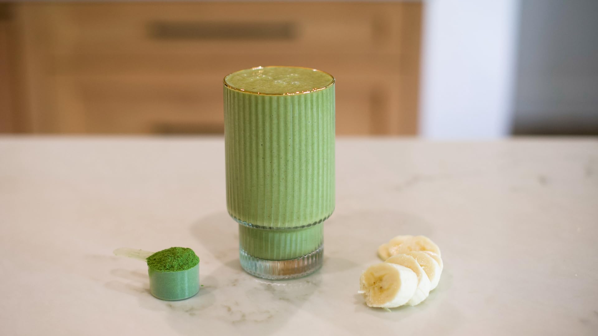 KOYAH Spinach Powder in a smoothie showing quick nutrient boost.