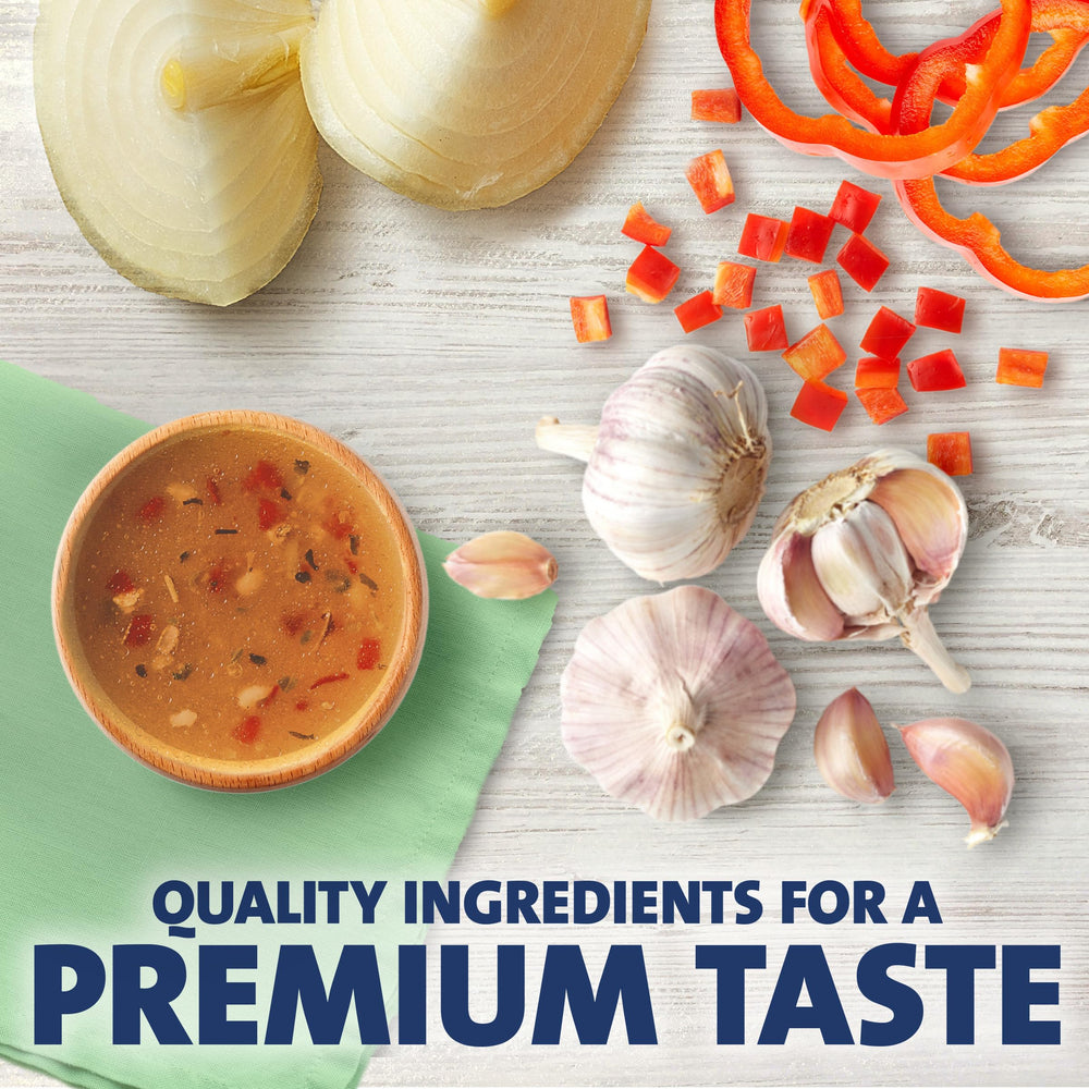 Kraft Golden Italian dressing ingredient list showcases vinegar, oil, garlic, and peppers for depth.