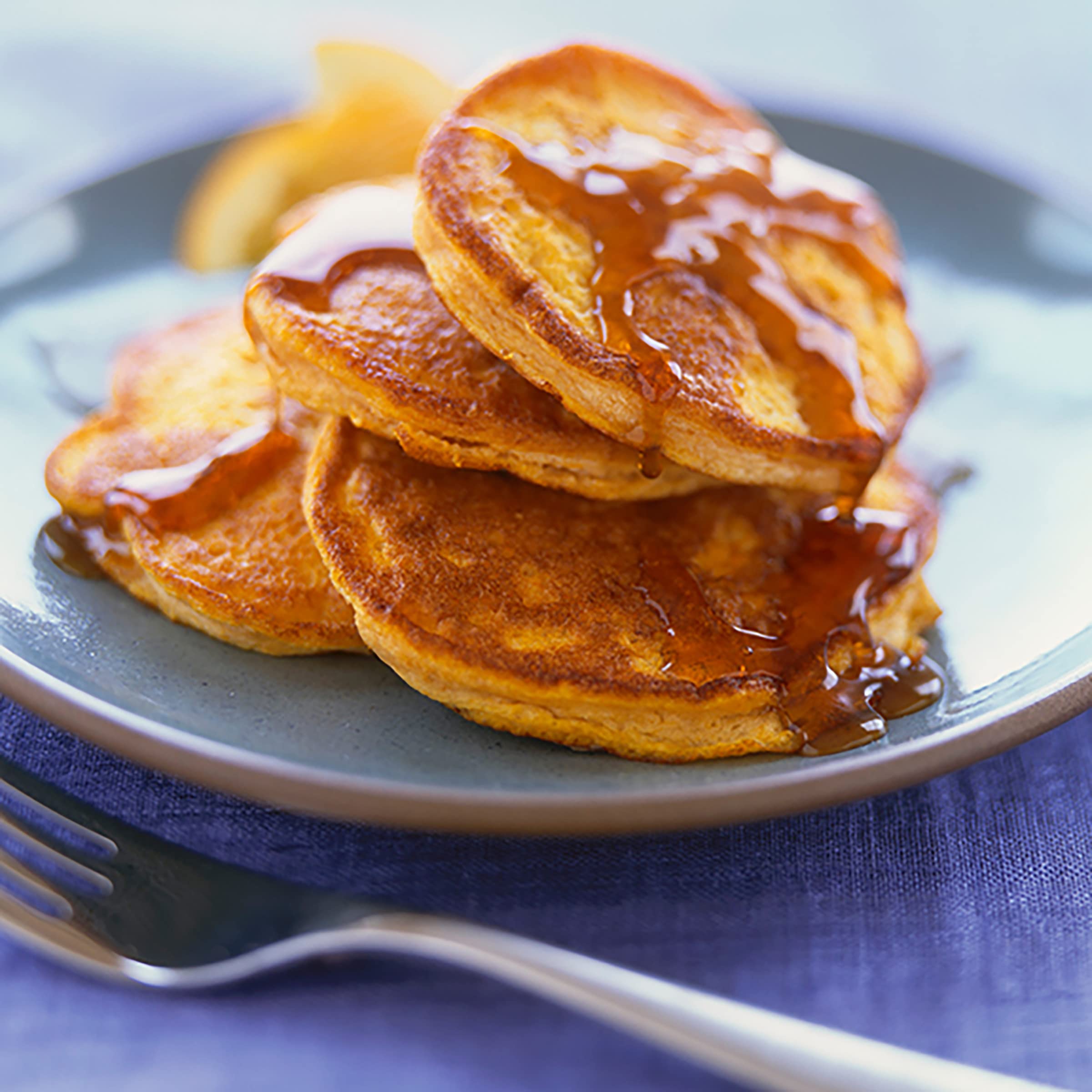 Kraft pancake syrup dipping cup with maple flavor for pancakes and waffles
