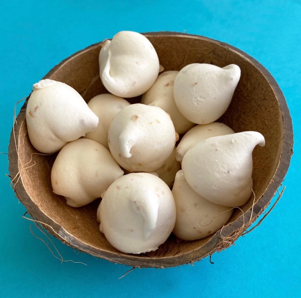 Nutrition highlight: 90 calories per serving for Krunchy Melts meringue cookies.