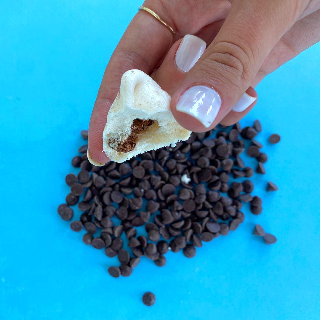 Krunchy Melts premium ingredients image conveying handcrafted quality.