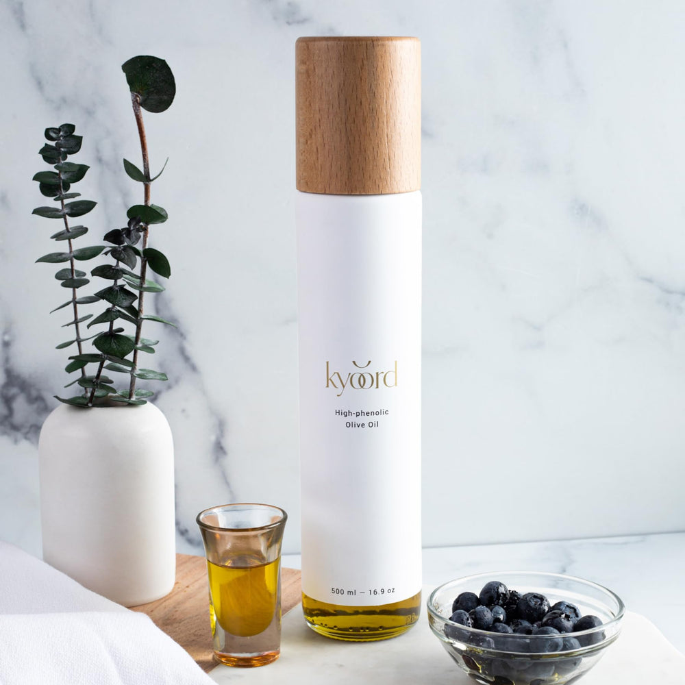 Kyoord Olive Oil bottle with bread dip for versatile finishing