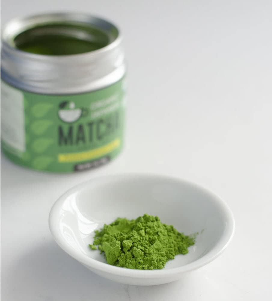 Five Uji cultivars in Kyoto Dew Matcha leaves add depth and umami.