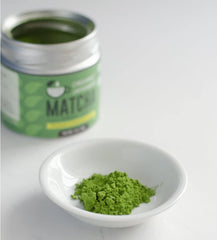 Five Uji cultivars in Kyoto Dew Matcha leaves add depth and umami.