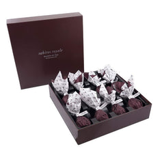 La Higuera Rabitos Royale dark chocolate truffle, luxurious bite.