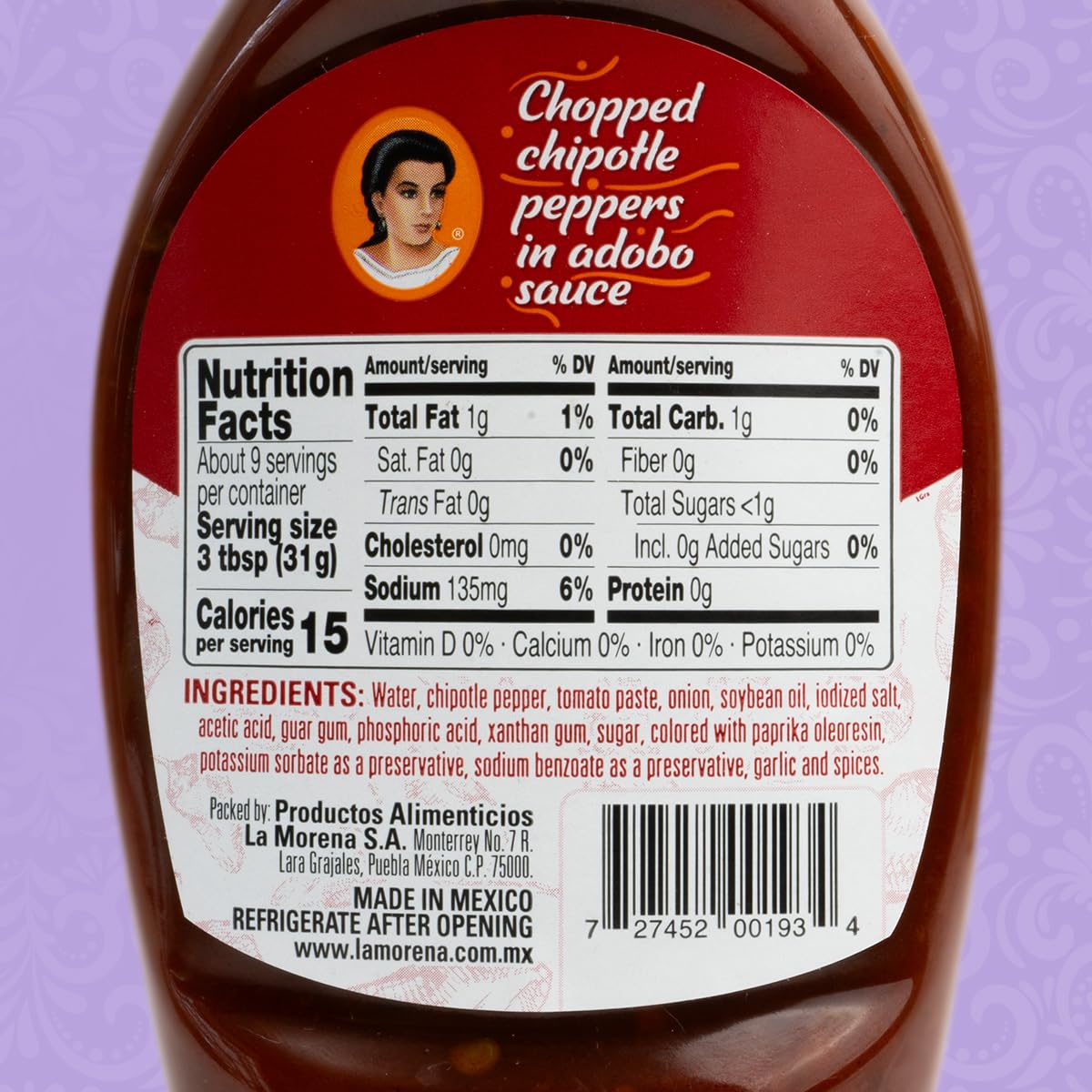 La Morena chipotle in adobo sauce closeup highlighting smoky flavor potential.