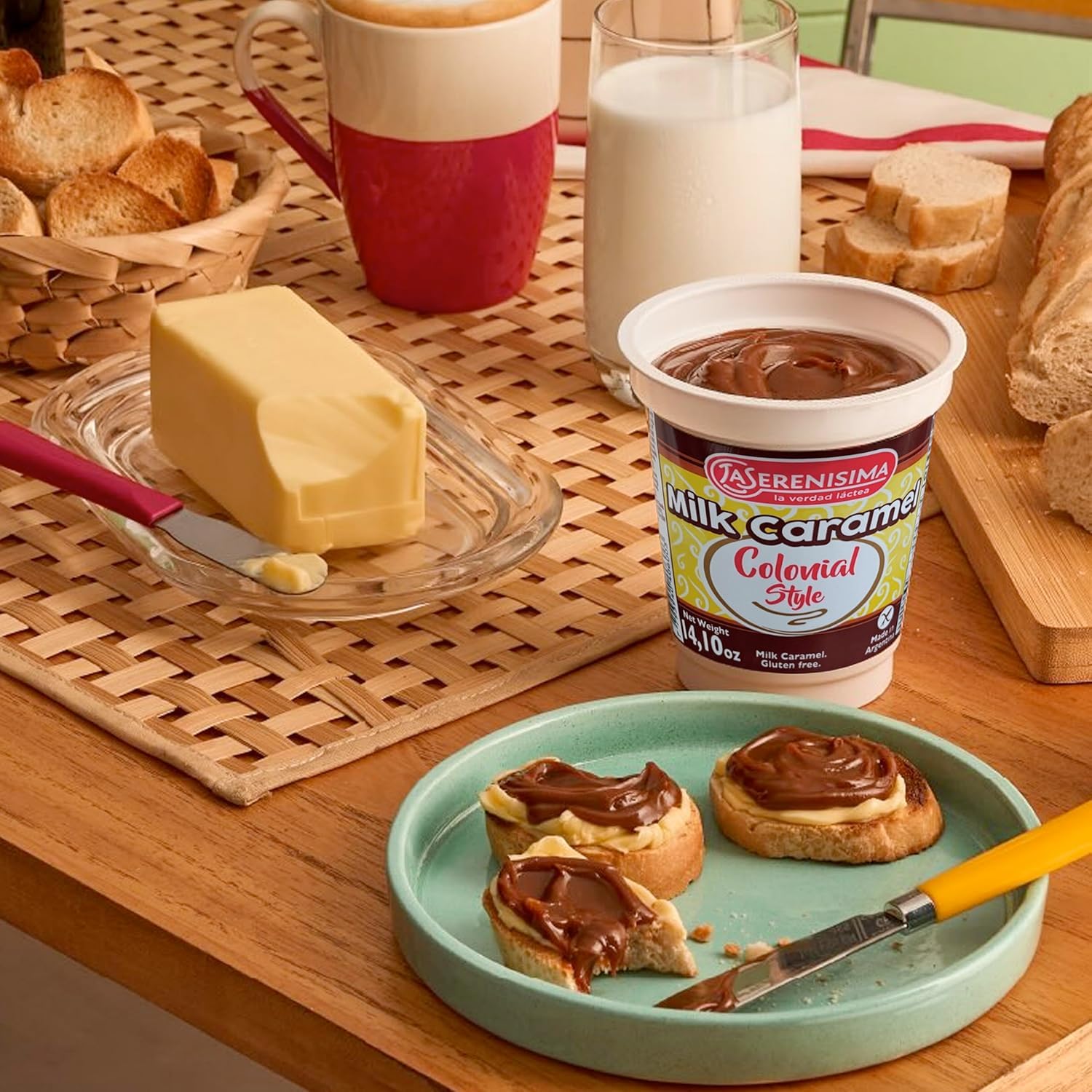 La Serenisima dulce de leche gluten-free label highlights safe indulgence.