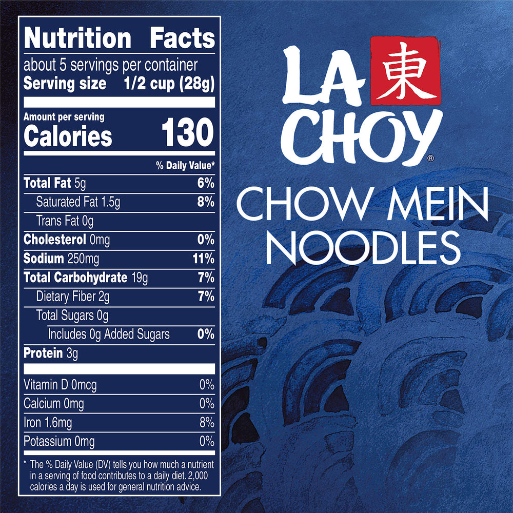 La Choy Chow Mein Noodles light-crunch close-up highlights versatility and readiness.